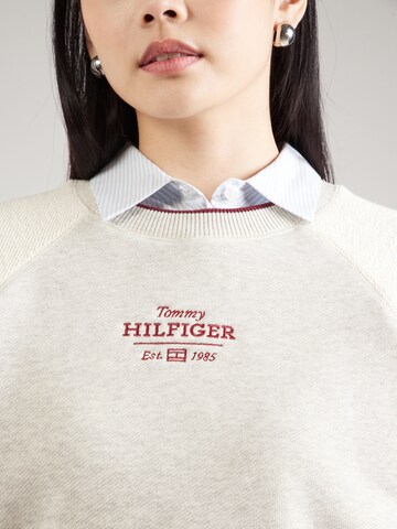 Sweat-shirt 'REG' TOMMY HILFIGER en beige