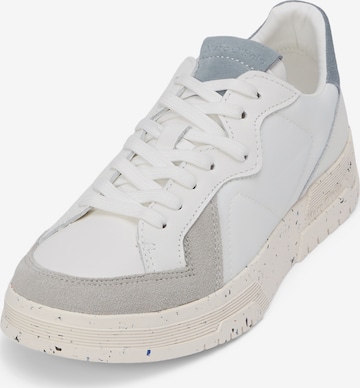 Marc O'Polo Sneakers in White: front