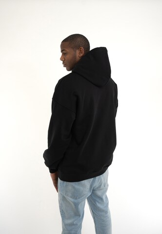 Johnny Urban Hoodie 'Cody Oversized' in Schwarz