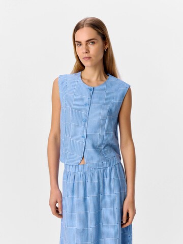 OBJECT Vest i blå: forside