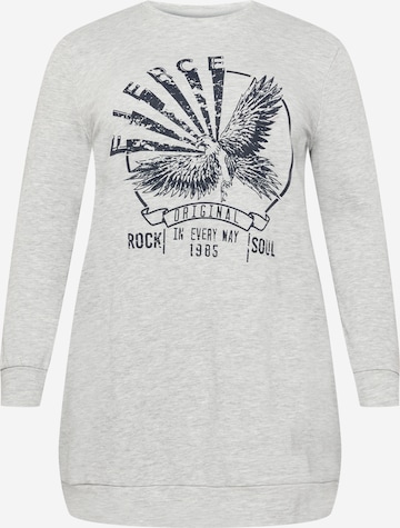 ONLY Carmakoma Sweatshirt in Grey: front