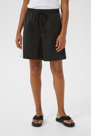 Kaffe Loosefit Shorts 'KAVanessa' in Schwarz: Vorderseite