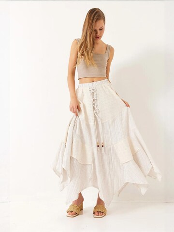 Bianco Lucci Skirt in White