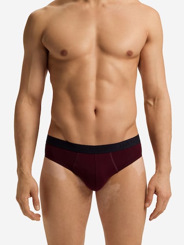Hanro Slip ' Cotton Essentials ' in Rood: voorkant