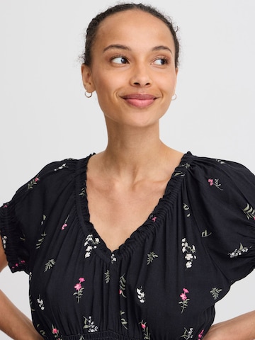 b.young Sukienka w kolorze czarny: przód