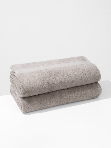 L'Arte Milano Beach towel in Grey