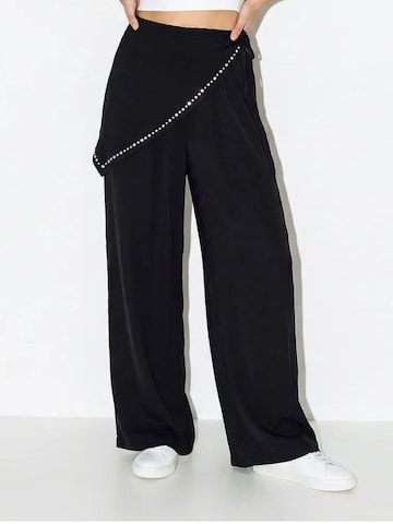Pantalon 'Hose' Bianco Lucci en noir : devant