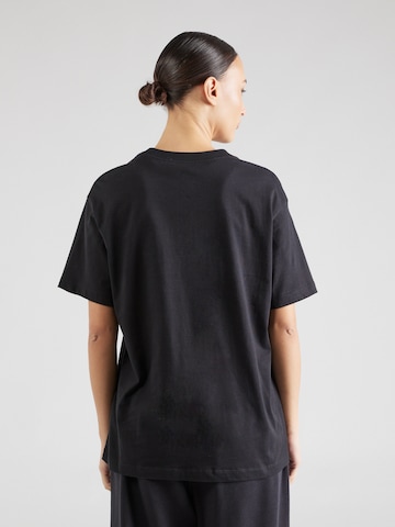 Nike Sportswear T-Shirt in Schwarz