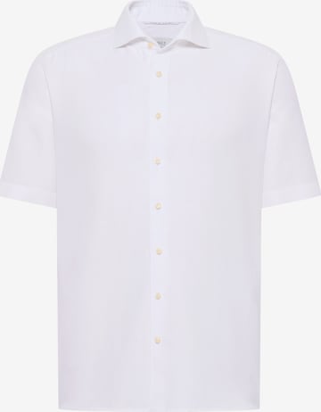 ETERNA Button Up Shirt in White: front