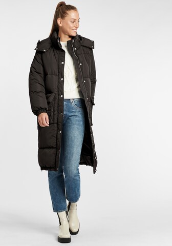 Oxmo Winter Coat 'Alba' in Black