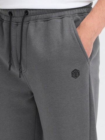 BLEND Tapered Sweathose 'Toman' in Grau