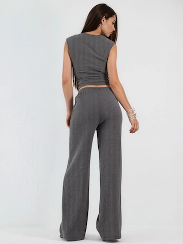 Wide Leg Pantalon Busem en gris