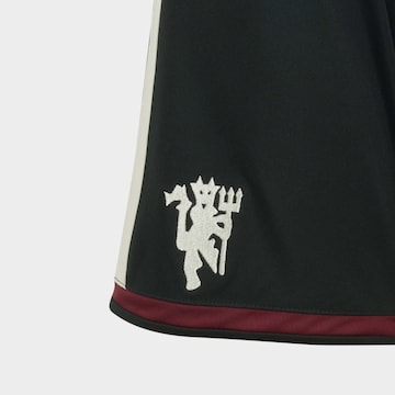 ADIDAS PERFORMANCE Regular Sportshorts 'Manchester United 26/27' in Grün