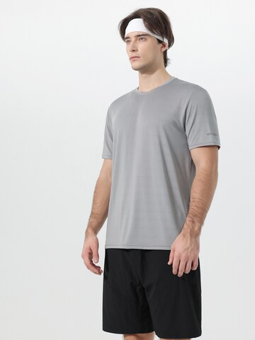 YOUTHUP Performance Shirt 'Kühlschicht' in Grey