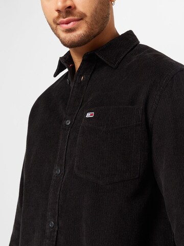 Tommy Jeans - Regular Fit Camisa em preto