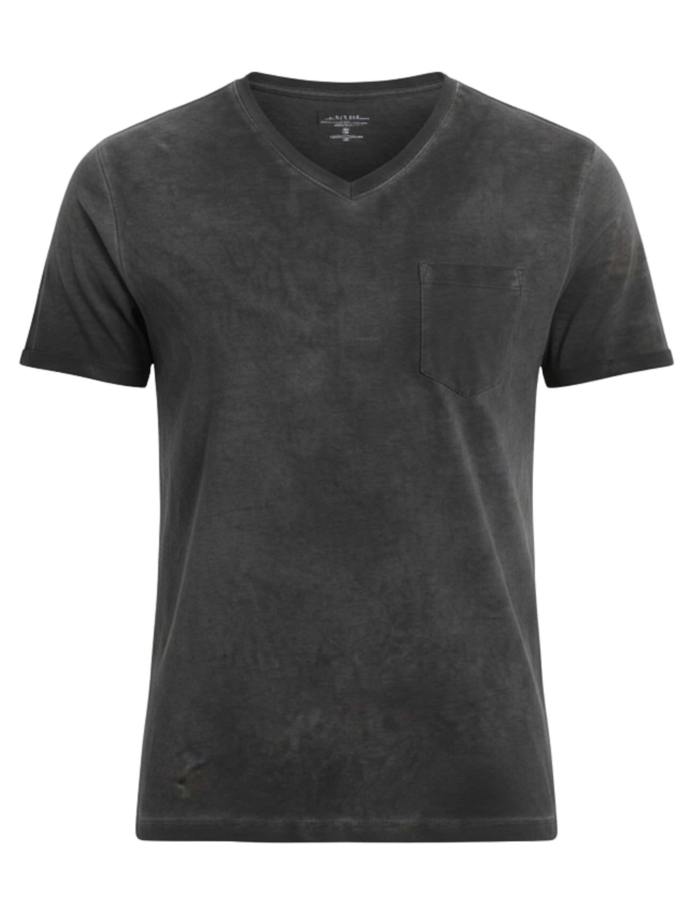 Ombre Shirt in Black: front