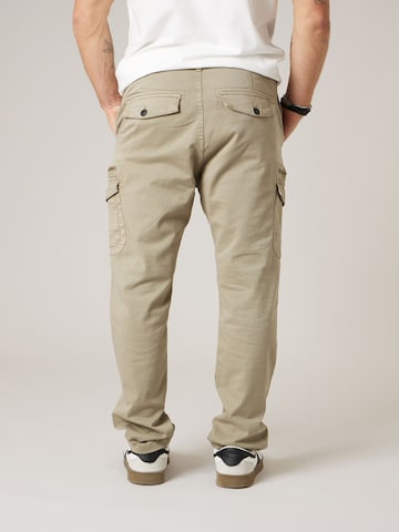 Regular Pantalon cargo 'Danason' Deeluxe en vert