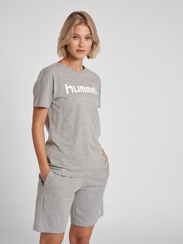 T-shirt Hummel en gris : devant