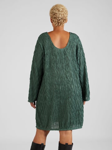 Vero Moda Curve Jurk 'Maia' in Groen