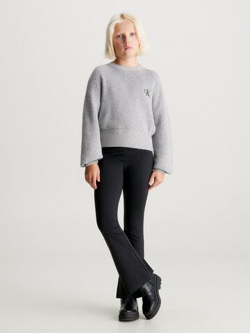 Calvin Klein Jeans Flared Byxa i svart