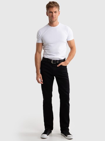 BIG STAR Regular Jeans 'TRENT' in Zwart
