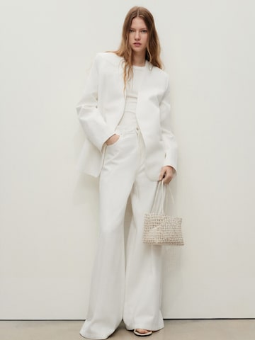 MANGO Wide Leg Jeans 'CALLY' i hvid