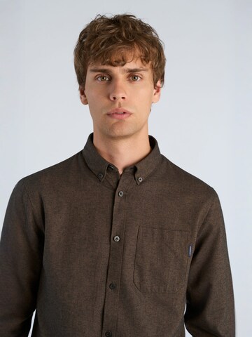 Regular fit Camicia di Lindbergh in marrone
