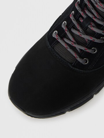 juoda TOMMY HILFIGER Auliniai batai su raišteliais