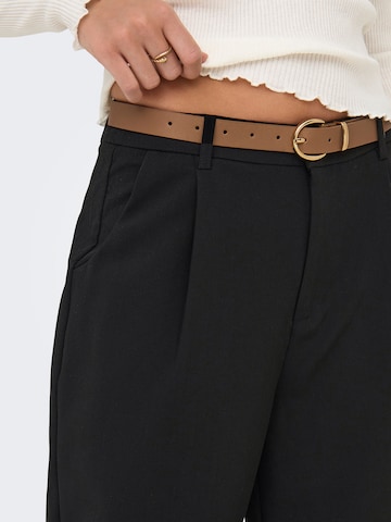 ONLY - Loosefit Pantalón plisado 'ONLADI' en negro