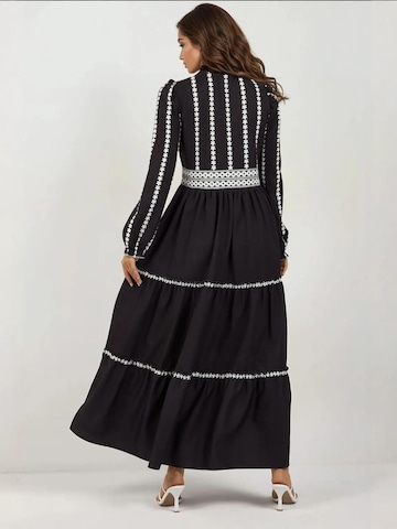 Hiccup Kleid in Schwarz