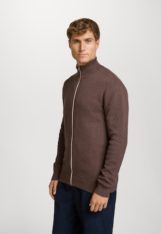 Kronstadt Gebreid vest 'Carlo' in Bruin: voorkant