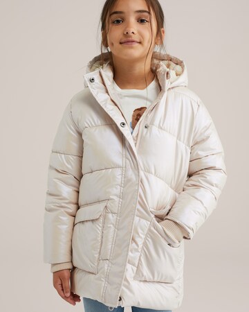 WE Fashion Демисезонная куртка в Белый: спереди