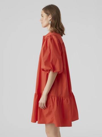 Robe-chemise VERO MODA en rouge