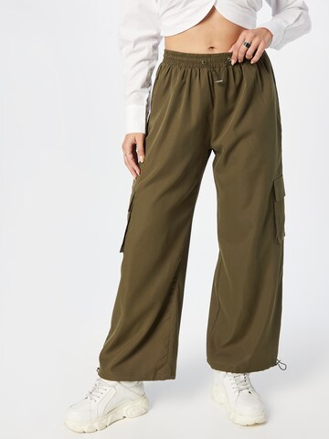 SISTERS POINT Wide leg Trousers 'NECA' in Green: front