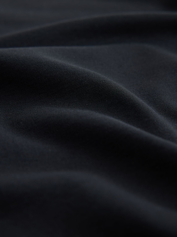 Next Shirt in Black