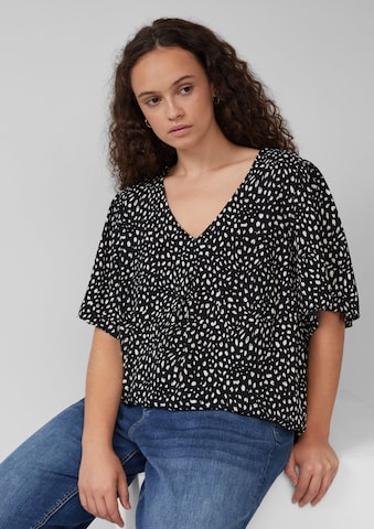 QS Blouse in Black: front