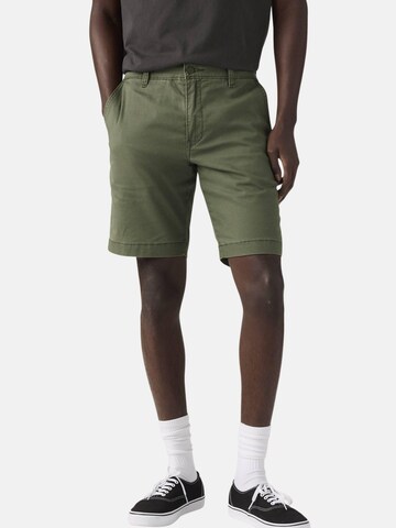 LEVI'S ® Regular Chinohousut 'XX Chino II' värissä vihreä: etupuoli