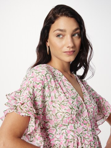 Rochie tip bluză 'LIBERTY' de la MINKPINK pe alb