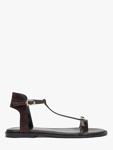 Estro Sandaler '48-105-1' i brun: forside