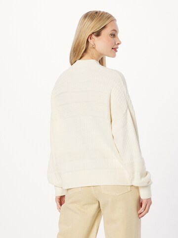 Pull-over ESPRIT en blanc