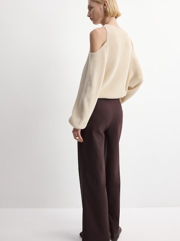 MANGO Regular Hose in Rot