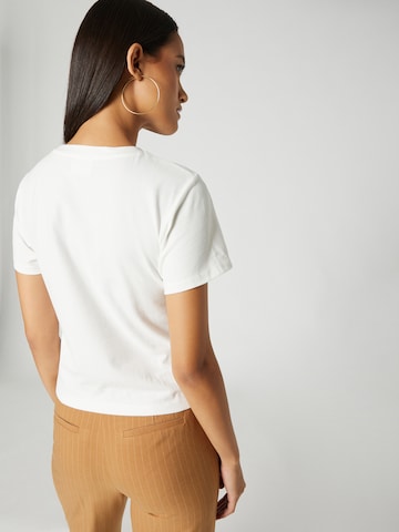 T-shirt 'Isabella' Bella x ABOUT YOU en blanc