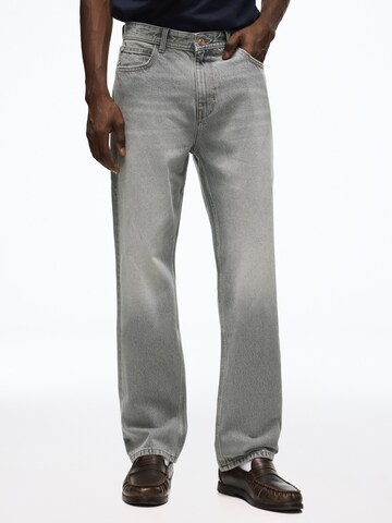 Bershka regular Jeans i grå: forside