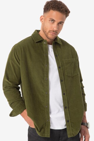 STHUGE Regular fit Button Up Shirt in Green: front