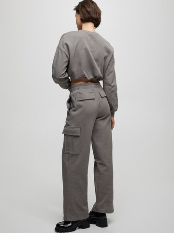 Wide leg Pantaloni di Pull&Bear in grigio