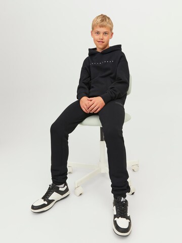 Jack & Jones Junior Дънки Tapered Leg Панталон 'Gordon' в черно