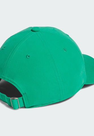ADIDAS ORIGINALS - Gorra en verde