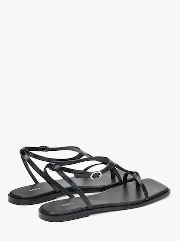 Estro - Sandalias '616-09' en negro