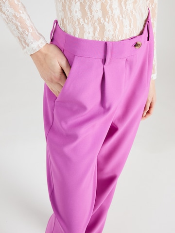 VILA Regular Pleat-Front Pants 'MARNAL' in Purple