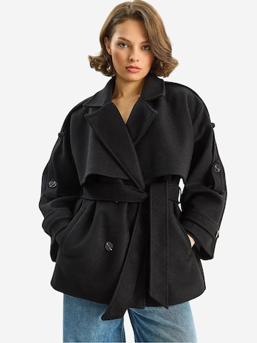 Bianco Lucci Between-Seasons Coat in Black